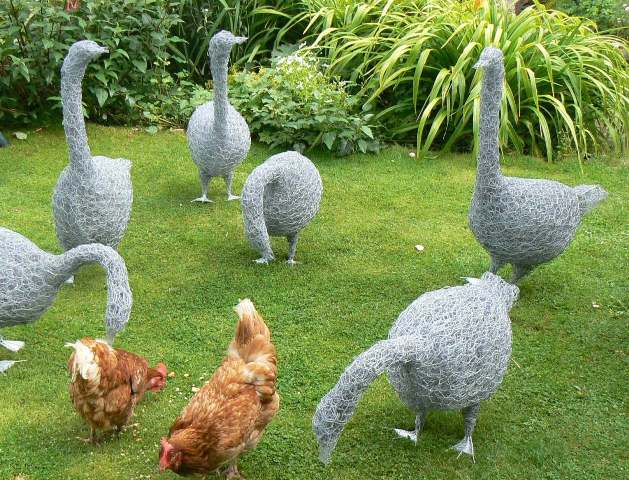 Wire Sculptures 'Geese' with Sue Nichols